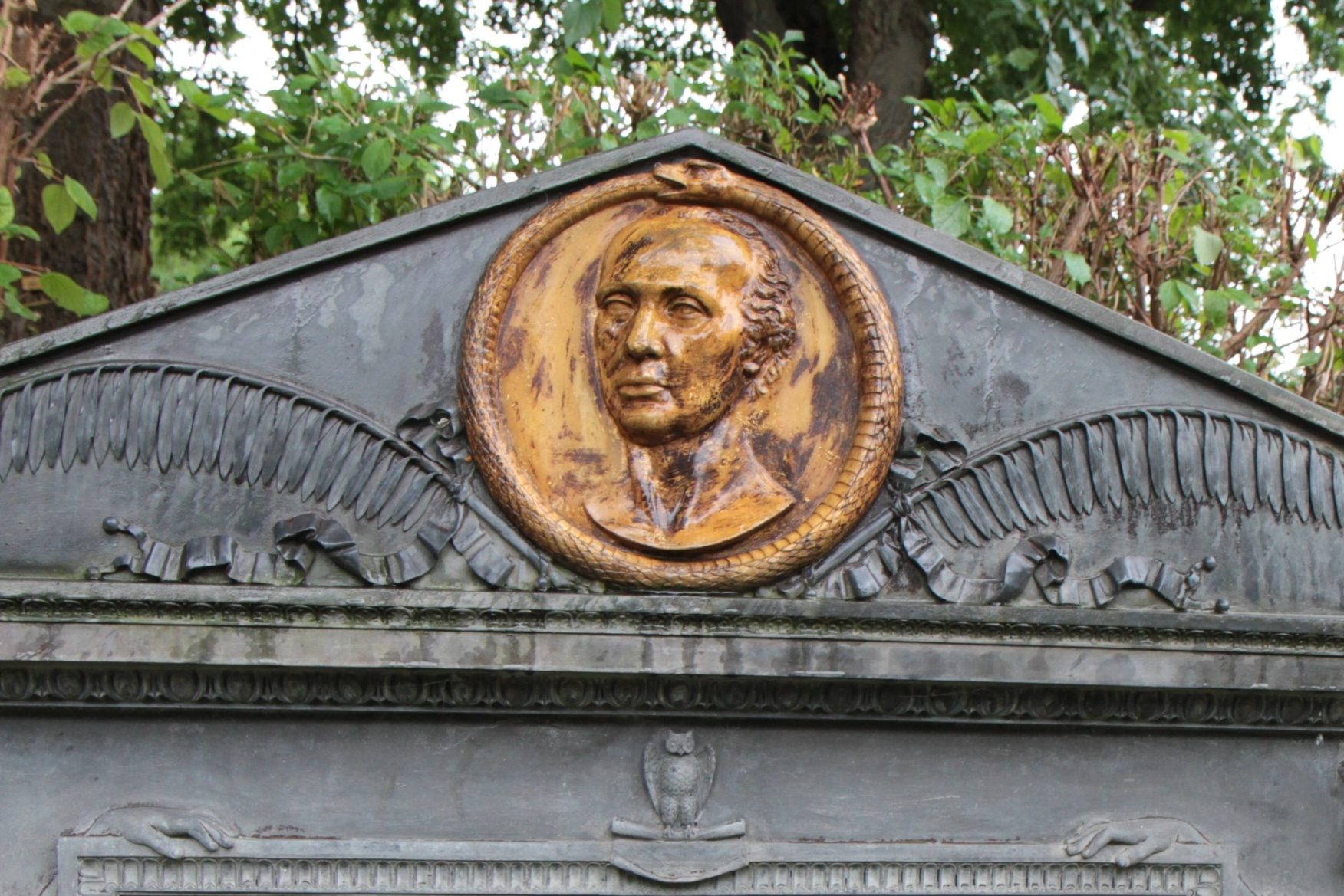Johann Peter Frank's tomb, Vienna - 04.JPG